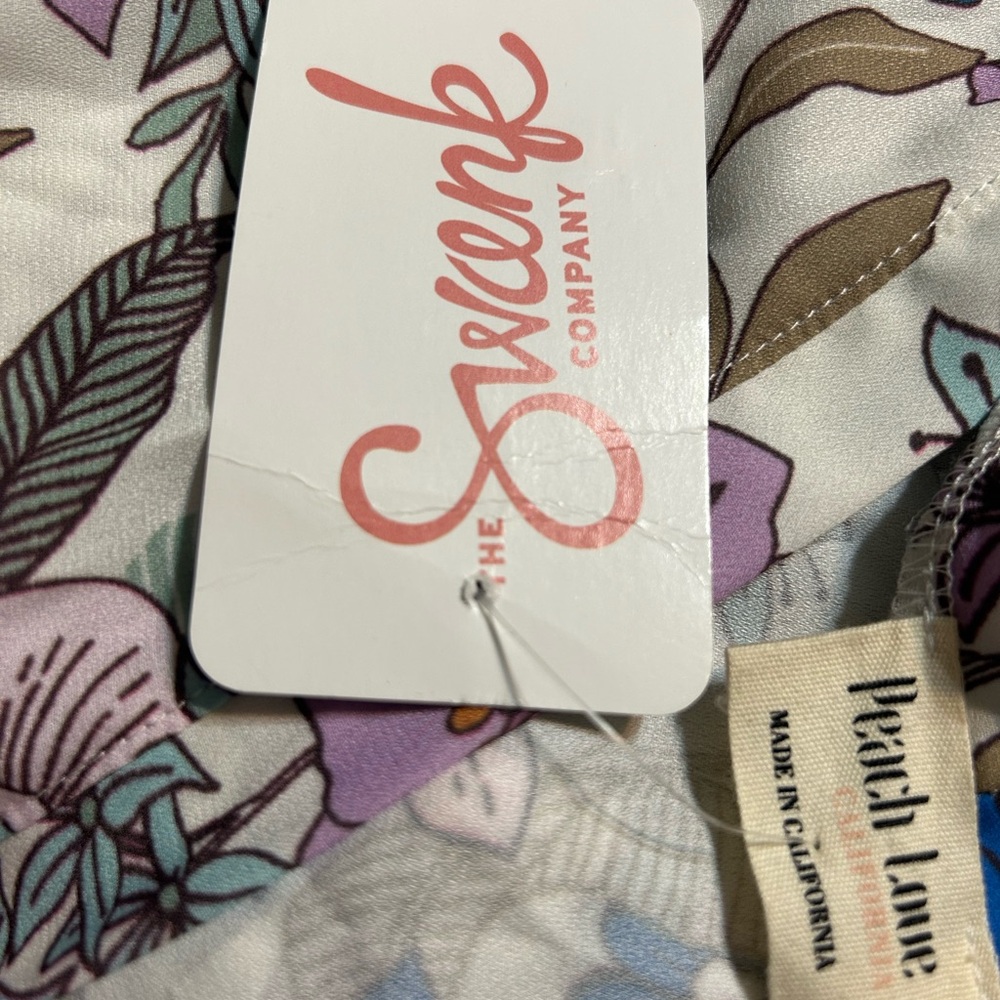 Peach Love California Floral Kimono in Purple and White - Picture 2 of 4